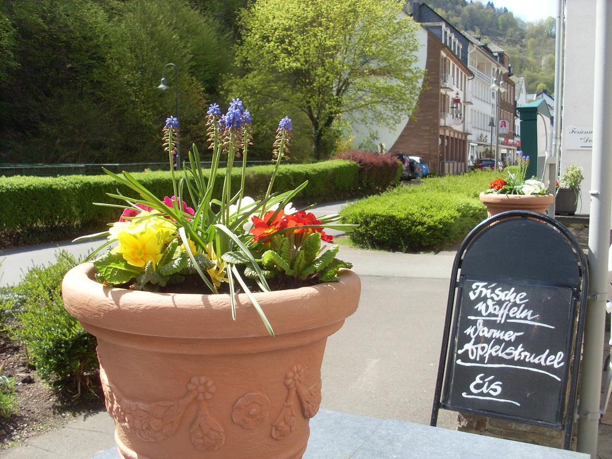 Gaestehaus Viktoria Bad Bertrich Exterior foto